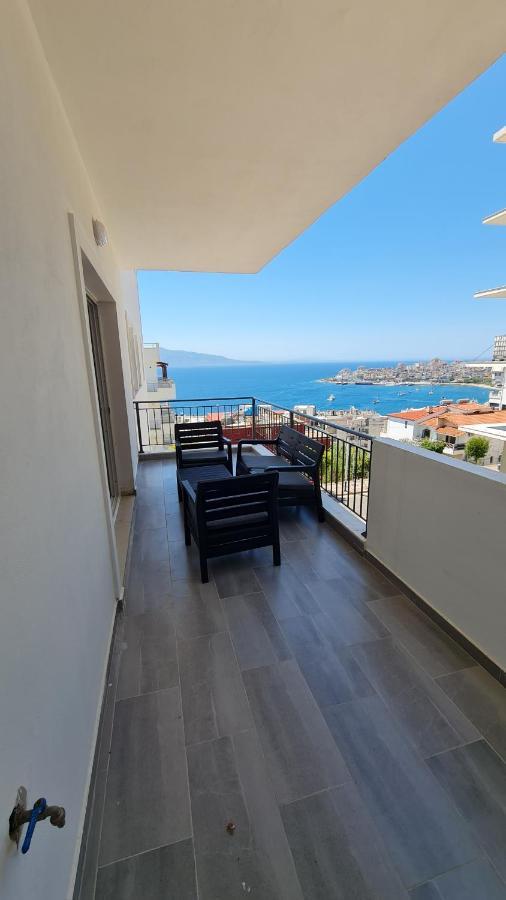 Sea And City View Apartment Sarande Exterior photo
