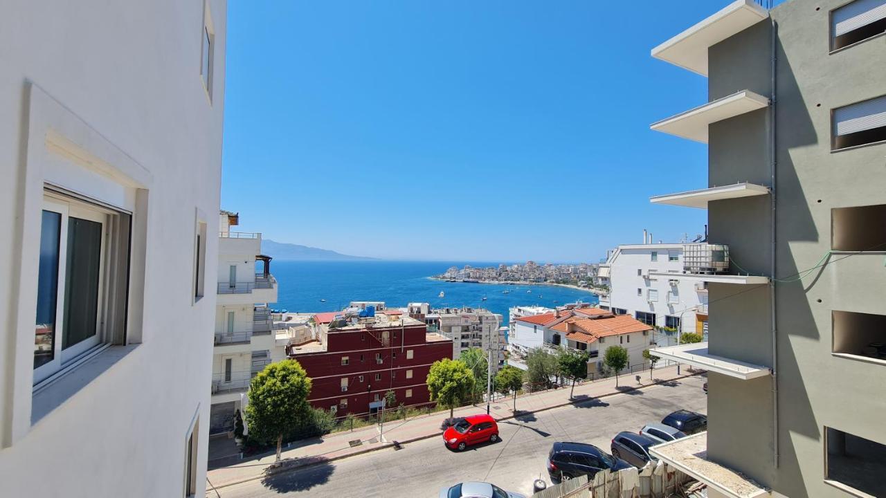 Sea And City View Apartment Sarande Exterior photo